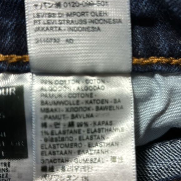 Levi’s 501 Jean shorts size 29 - Picture 7 of 7